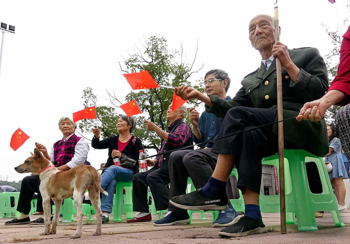 摩娜的时尚装扮
